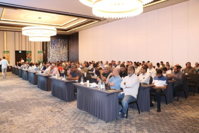 Aw476106 05 (Küçük)