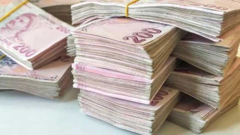 <h2><strong>2 Milyon TL'nin 1 Aylık (32 Günlük) Getiri Tablosu: Banka Banka Karşılaştırma</strong></h2>
<p>İşte 3 Nisan itibariyle 2 milyon TL'nin 1 aylık (32 günlük) getirisi banka banka şöyle:</p>
<ul>
<li>
<p><strong>ODEA:</strong> Faiz Oranı %47,00 - Net Kazanç 70.049 TL - Vade Sonu Tutar 2.070.049 TL</p>
</li>
<li>
<p><strong>DENİZBANK:</strong> Faiz Oranı %46 - Net Kazanç 68.558,9 TL - Vade Sonu Tutar 2.068.558,9 TL</p>
</li>
<li>
<p><strong>FİBABANKA:</strong> Faiz Oranı %48 - Net Kazanç 71.539,73 TL - Vade Sonu Tutar 2.071.539,73 TL</p>
</li>
<li>
<p><strong>ING:</strong> Faiz Oranı %47 - Net Kazanç 70.049,32 TL - Vade Sonu Tutar 2.070.049,32 TL</p>
</li>
<li>
<p><strong>TEB:</strong> Faiz Oranı %46 - Net Kazanç 68.558,9 TL - Vade Sonu Tutar 2.068.558,9 TL</p>
</li>
<li>
<p><strong>YAPIKREDİ:</strong> Faiz Oranı %45,5 - Net Kazanç 67.813,7 TL - Vade Sonu Tutar 2.067.813,7 TL</p>
</li>
<li>
<p><strong>GARANTİ BBVA:</strong> Faiz Oranı %45 - Net Kazanç 67.068,49 TL - Vade Sonu Tutar 2.067.068,49 TL</p>
</li>
</ul>
<h2></h2>