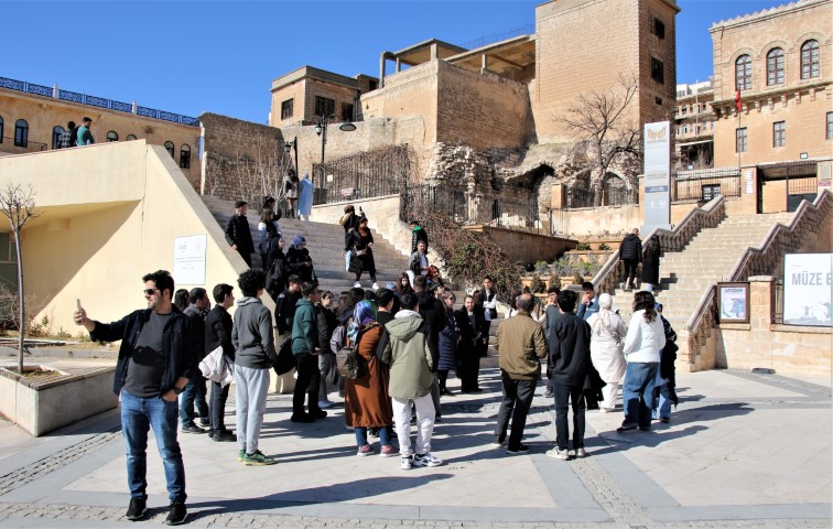 Dicle Elektrik, Başarı Bursiyerleriyle Mardin’de Tarih Ve Kültür Turu Düzenledi1