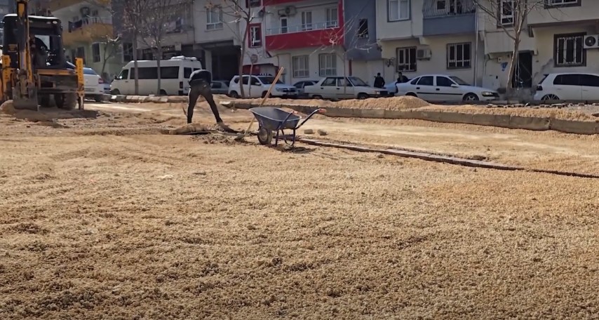 Eyyübiye’de Yol Yenileme Çalışmaları Hızla Tamamlanıyor1