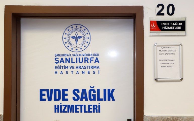 Şanlıurfa’da Evde Sağlık Hizmetleri Hastaların Yanında 2