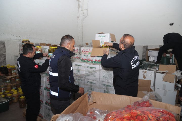 Şanlıurfa'da Zabıta Ve Gıda Kontrol Ekiplerinden Baskın!2