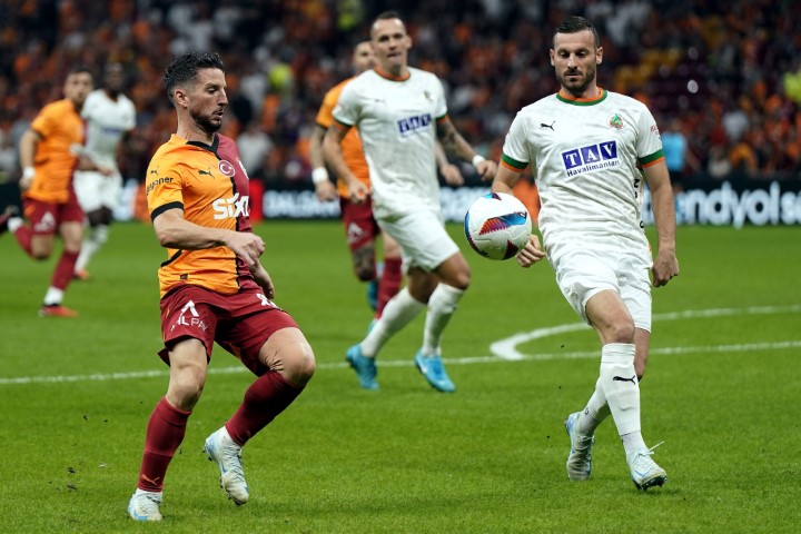 Galatasaray, Alanyaspor Deplasmanında Liderliği Pekiştirmek İstiyor1