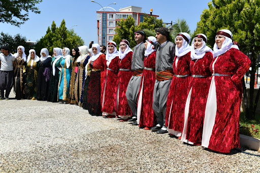 Kadın Halkoyunları Ekibi