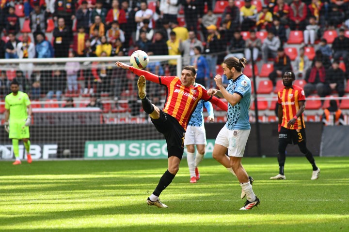 Kayserispor, Başakşehir'i 3 1 Yenerek 3 Puan Aldı1