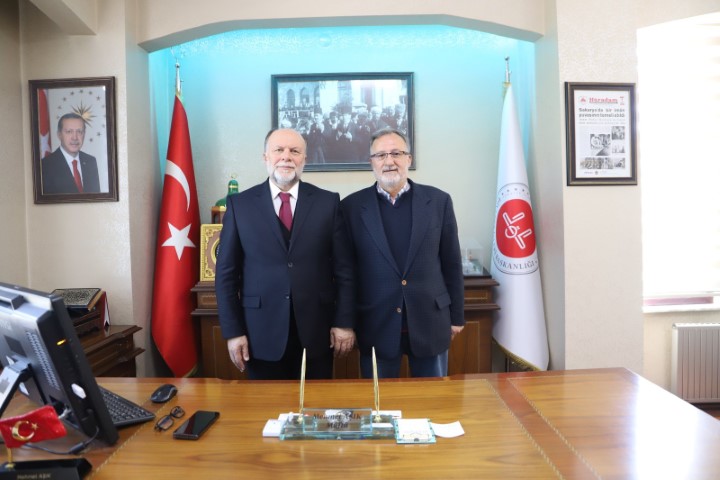 Aw447557 02 (Küçük)