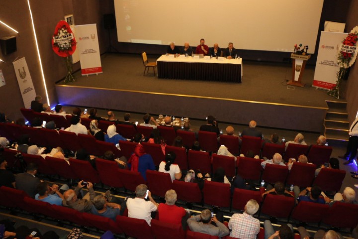 Panel1