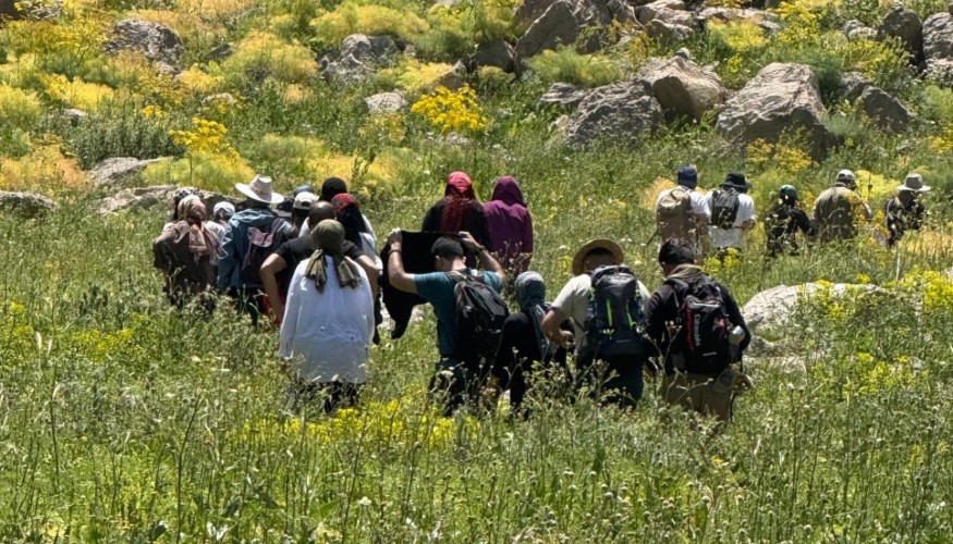Türkiye’nin Saklı Cenneti Vadide Poşetle Kaydılar, Halayla Isındılar! (2)