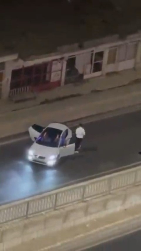 Aw503931 03 (Küçük)