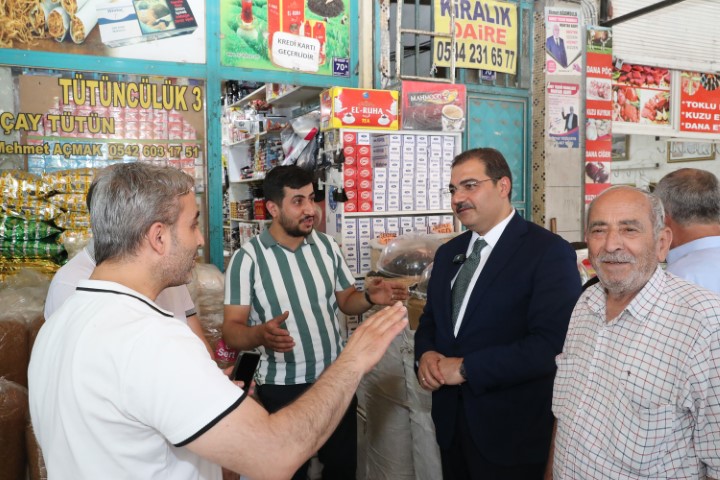 Başkan Canpolat, Açiksu Caddesi̇’nde Esnaf Ve Vatandaşlarla Buluştu (3) (Küçük)