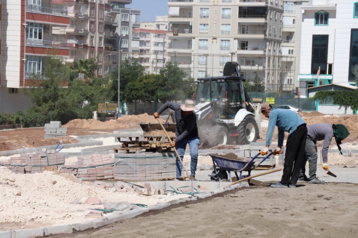 Kköprübld Karaköprü Yeni Parklarla Yeşilleniyor (3) (Küçük)