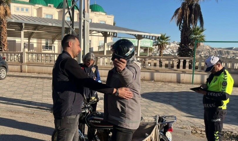 Aw602595 02 (Küçük)