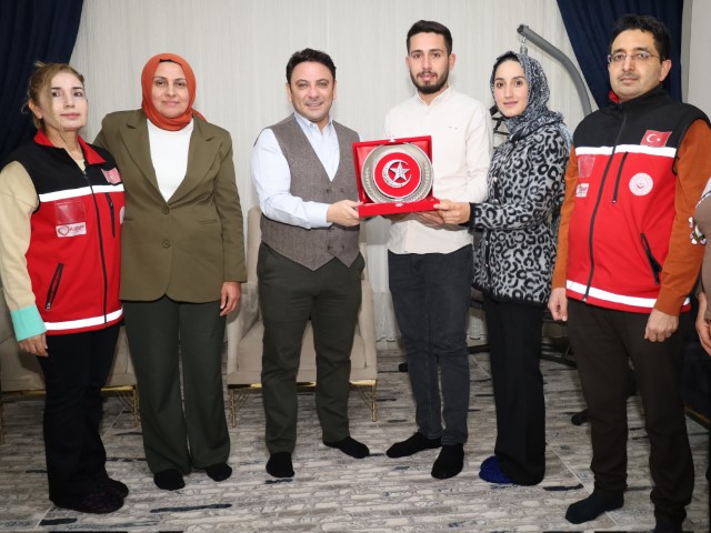 G89Vlwkxuaagoeo (Küçük)