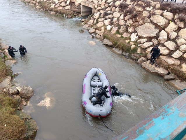 Aw612243 02 (Küçük)