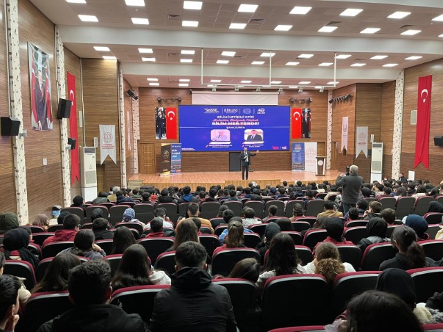 Aw619956 04 (Küçük)