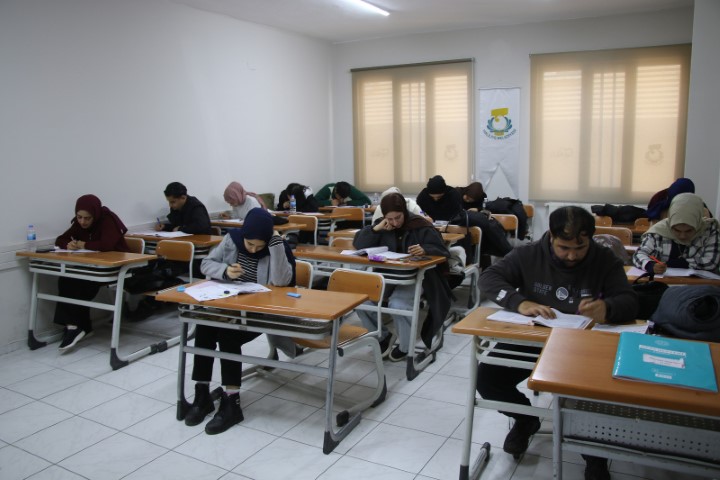 Haliliye Belediyesi Gençleri Sınavlara Hazırlıyor (3) (Küçük)