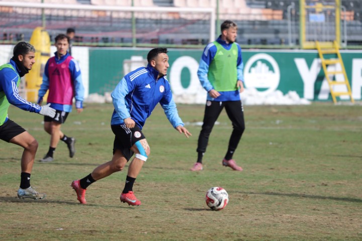 Şanlıurfa’da Dev Maç: Karaköprü Belediyespor Lideri Ağırlıyor!