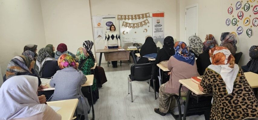 Büyükşehi̇r’den Kadinlara Şi̇ddetle Mücadelede Destek (1) (Küçük)