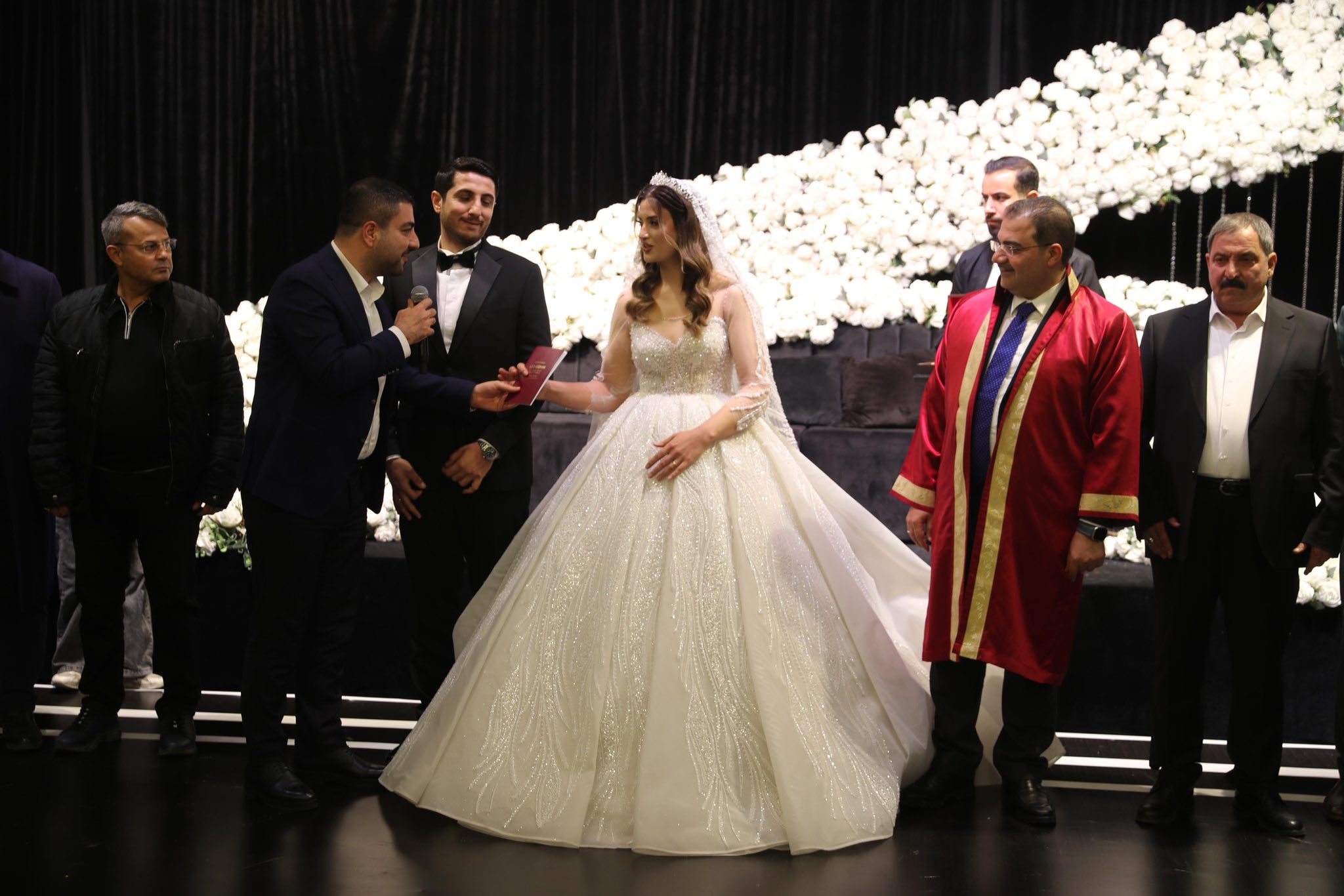 Orhan Çelik’ten Karakeçili Ve Kaya Ailelerine Nikâh Ziyareti