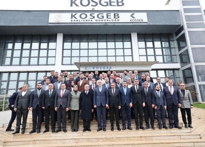 Şanlıurfa İş Dünyası Bakan Işıkhan İle Bir Araya Geldi (1) (Küçük)