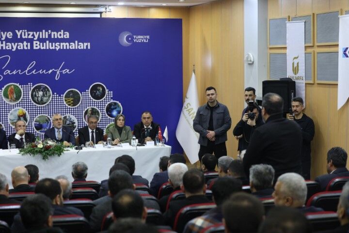 Şanlıurfa İş Dünyası Bakan Işıkhan İle Bir Araya Geldi (3) (Küçük)