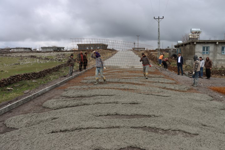 Si̇verek’te Yillarin Yol Sorunu Büyükşehi̇r İle Tari̇h Oldu (3) (Small)