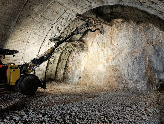 Bakan Abdulkadir Uraloğlu’ndan Bursa Yüksek Hızlı Tren Açıklaması (2) (Küçük)