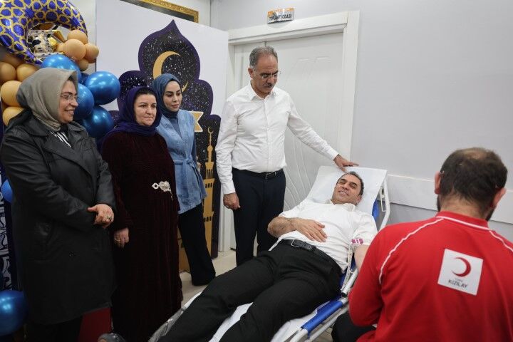 Şanlıurfa Eyyübiye’de Kan Bağışı Kampanyasına Yoğun İlgi