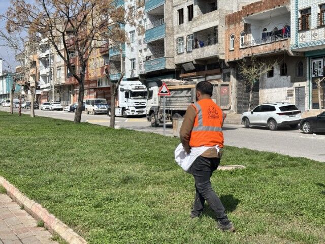 Şanlıurfa Eyyübiye’de Parklar Yaza Hazırlanıyor