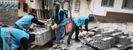 Şanlıurfa Eyyübiye’de Parke Taşı Çalışmaları Aralıksız Sürüyor!