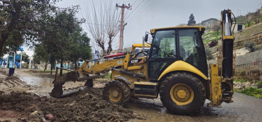 Şanlıurfa Eyyübiye’de Taşkın Riskine Karşı Yoğun Mesai (Küçük)