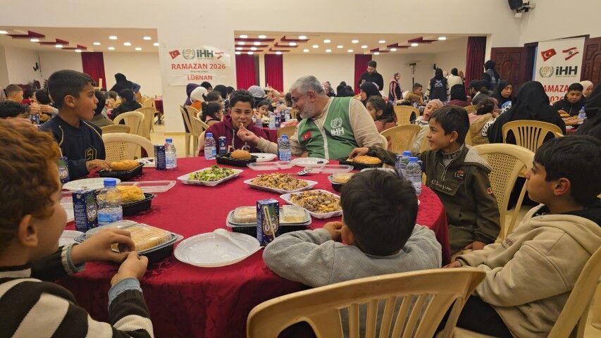 Şanlıurfa İhh Yetimlere Sahip Çıkmak Herkesin Sorumluluğudur (2) (Küçük)