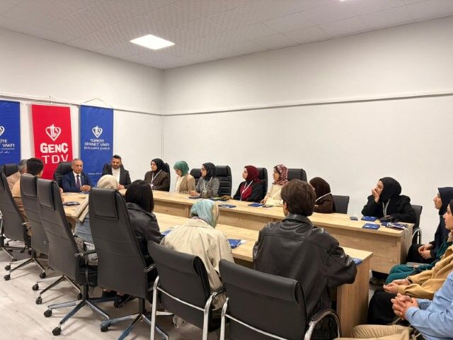 Şanlıurfa’da Liderlik Akademisi Programı Başladı (2) (Küçük)