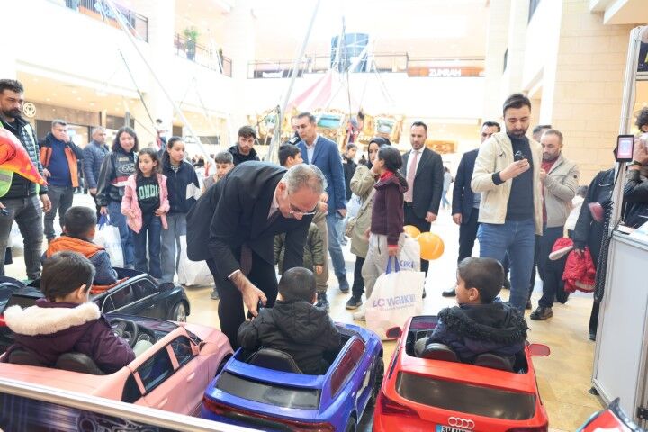 Şanlıurfa’da Yetim Ve Öksüz Çocuklara Bayram Hediyesi1 (Küçük)