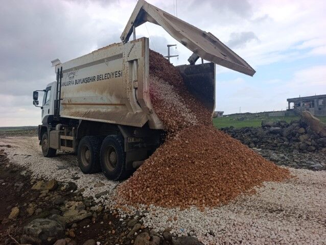Şanlıurfada Sel Sonrası Yollar Yeniden Ulaşıma Açıldı