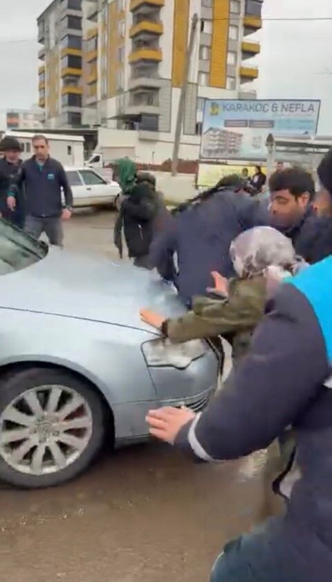 Aw680553 03 (Küçük)