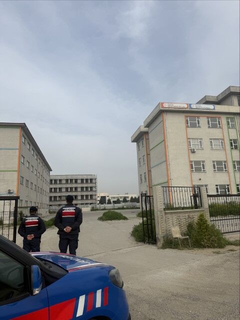 Aw684816 03 (Küçük)