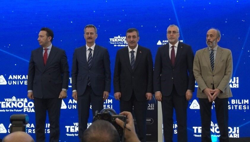 Aw684930 03 (Küçük)