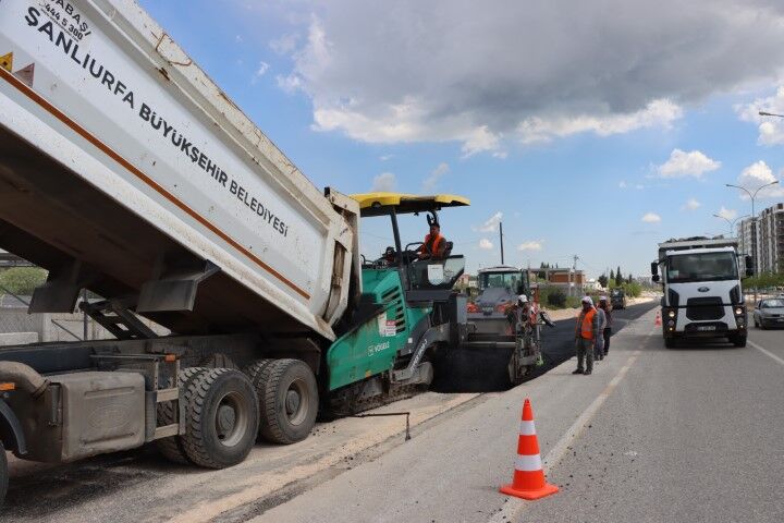 Büyükşehi̇r, Buluntu Hoca Bulvari’nda Asfalt Atağini Sürdürüyor (5) (Küçük)
