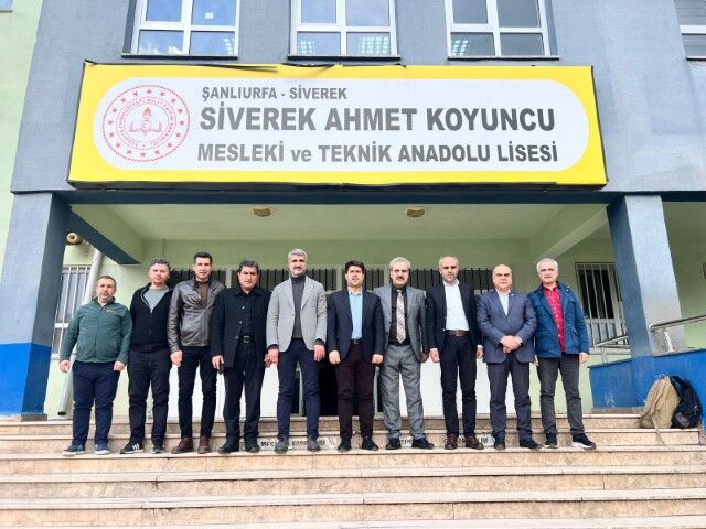 Memur-Sen’den Şanlıurfa’da Saldırıya Uğrayan Okula Destek Ziyareti!