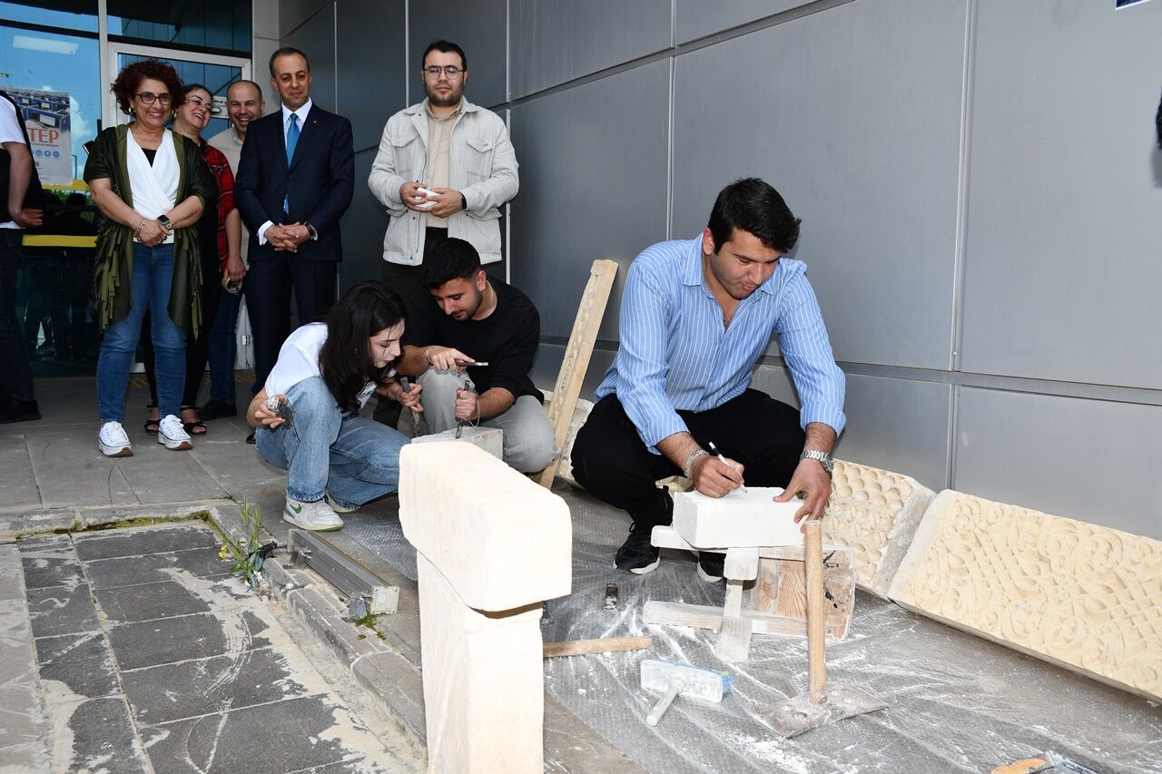 Şanlıurfa Taş İşçiliği Sanatı Gelecek Nesillere Aktarılıyor (2)