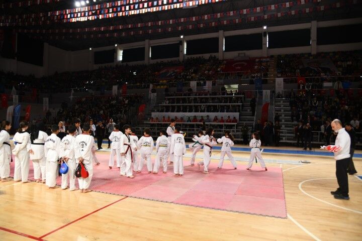 Şanlıurfa’da 7 Binden Fazla Çocuk Spora Kazandırılacak6 (Küçük)