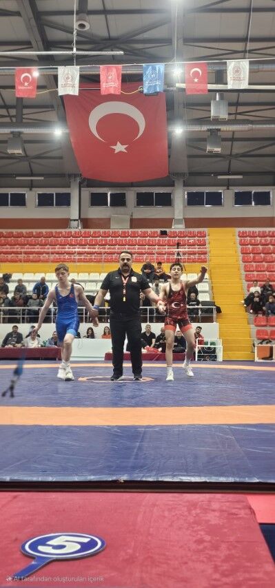 Şanlıurfalı Genç Sporcu Dedeoğlu’ndan Türkiye Şampiyonluğu (3) (Küçük)