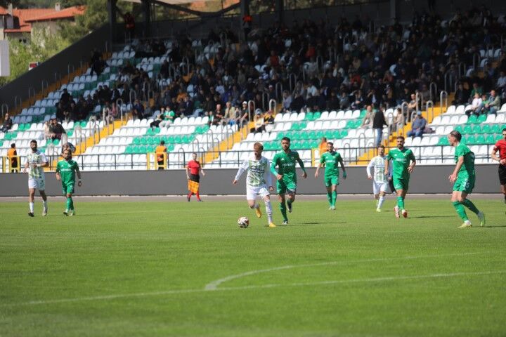 Şanlıurfaspor’un yüzü güldü Play-Off’a tutundu