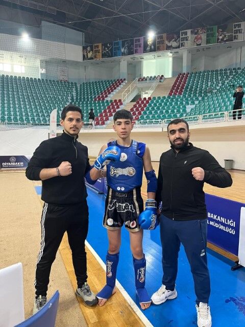 Siverekli Genç Sporcu Muay-Thai’de Türkiye İkinciliği Kazandı