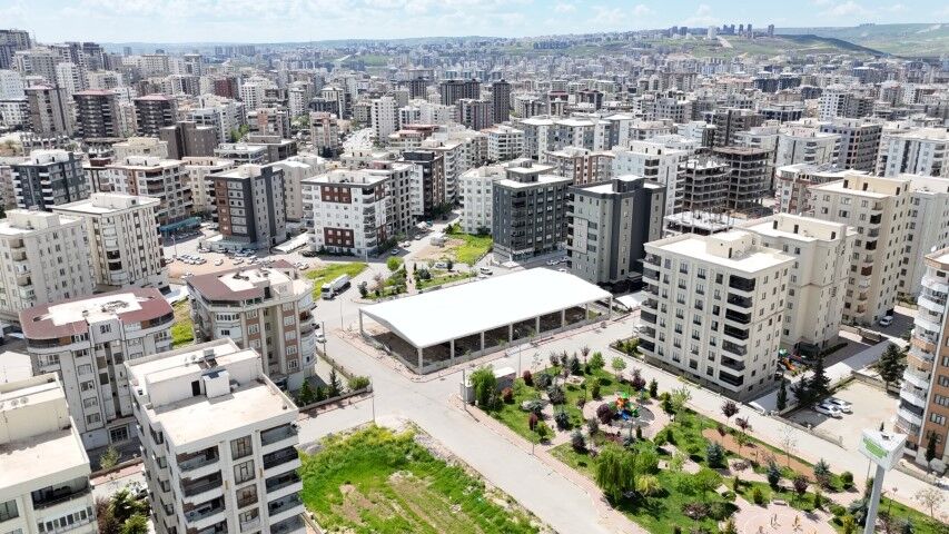 Başkan Ni̇hat Çi̇ftçi̇, Modern Semt Pazari Çalişmalarini İnceledi̇ (2) (Küçük)