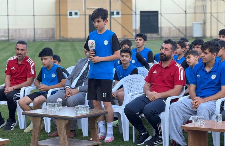 Karaköprü’de Genç Sporcular Başkan Nihat Çiftçi İle Buluştu