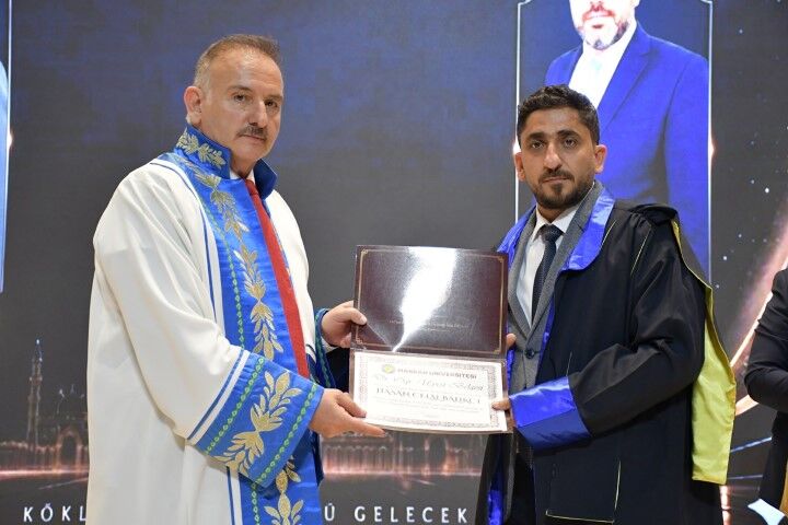 Harran Üniversitesi’nde Akademik Başarı Ve Ödül Töreni Düzenlendi (3) (Küçük)