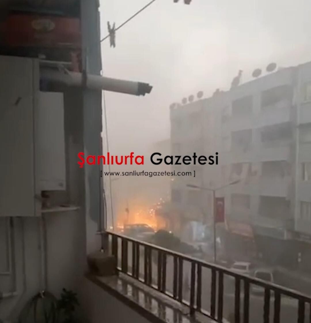 Birecik’te Fırtına sonra trafo bomba gibi patladı