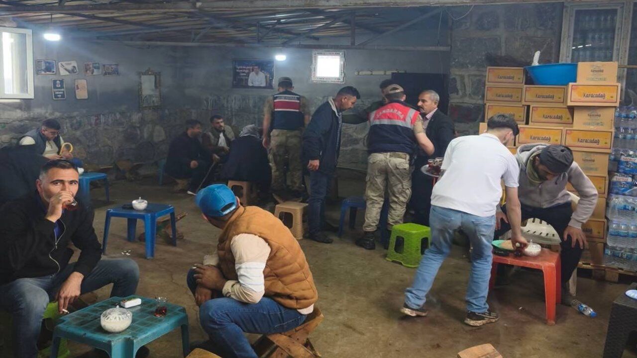 Şanlıurfa Jandarması Kurban Pazarlarında Tedbirleri Artırdı (1)